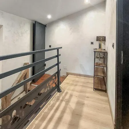 Stunning In With Kitchen Casa vacanze *